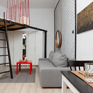 https://downtown-studio-apartment-poznanska-by-renters.warsawhotelspoland.com